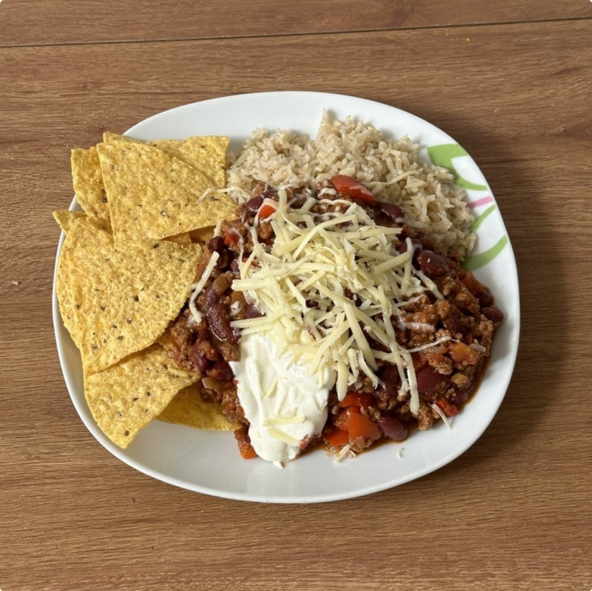 Chili Con Carne with Tortilla Chips
